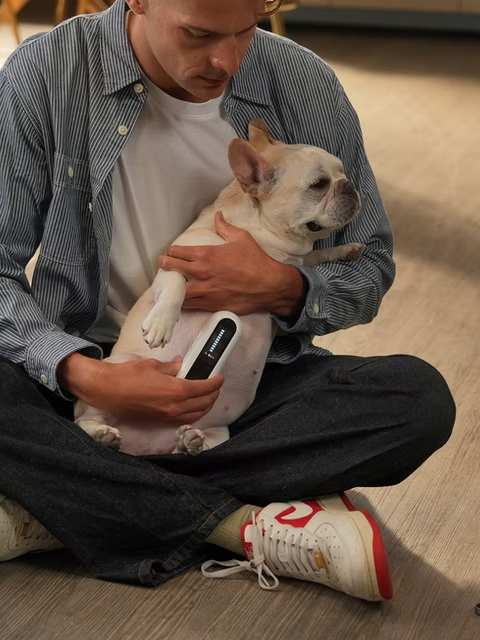 A Handheld Scanner That Reads Your Pet's Body
