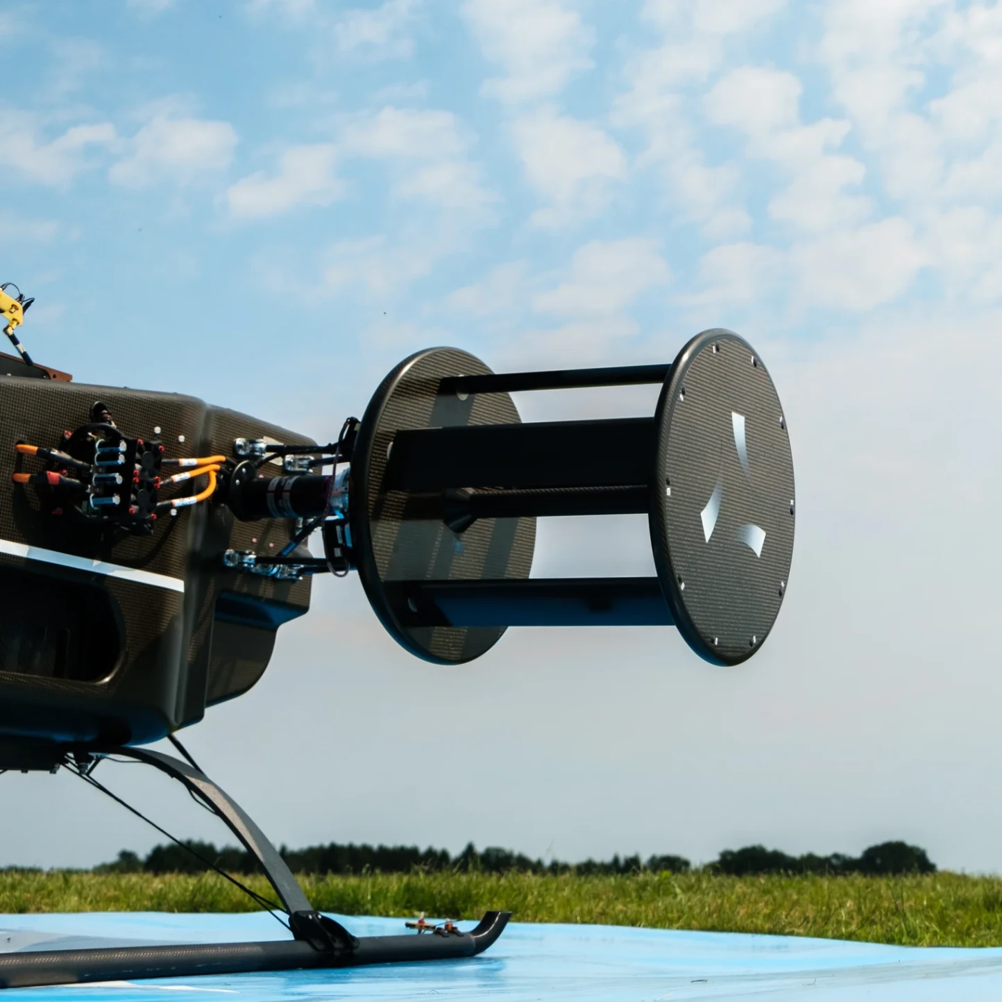 This Rotor Points in Any Direction in an Instant