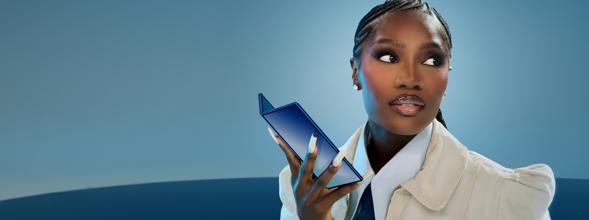 Galaxy Z Fold7 جهاز مطوي أنحف وأذكى للاستخدام اليومي