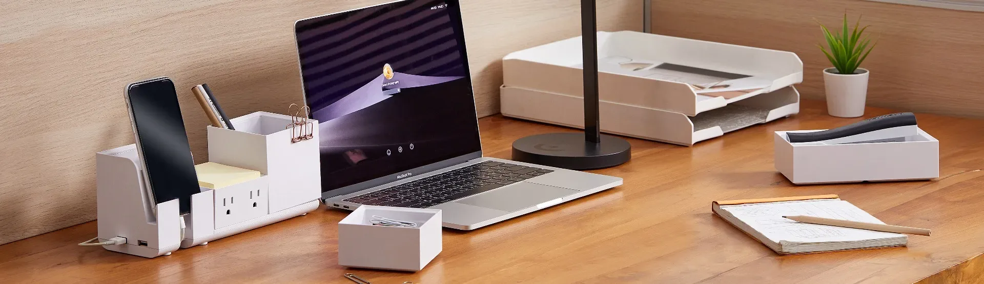 Smart Desk Setup With Konnect Systems