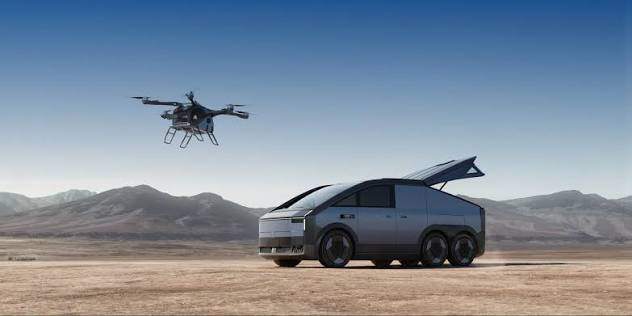 The Land Aircraft Carrier Is a Modular Flying Car in Two Parts