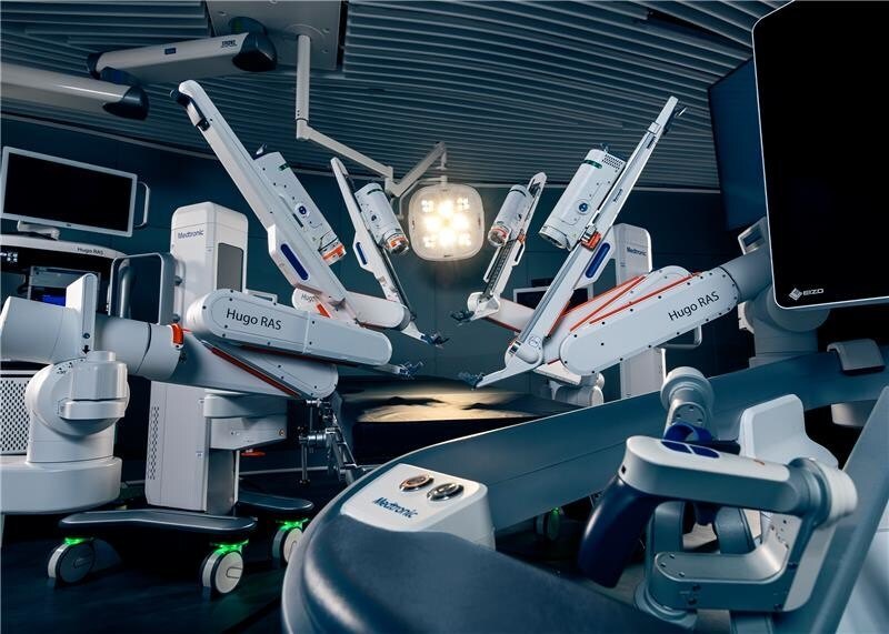 Hugo RAS Expands Surgical Access in US
