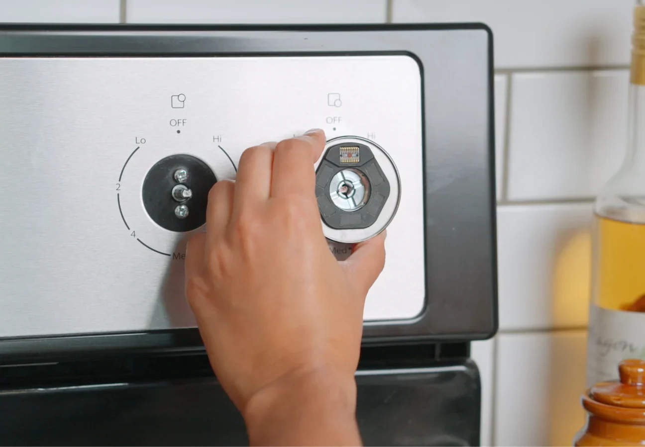 Ome Smart Knob 2.0 Brings Smarter Safer Cooking