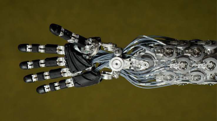 A Robot Hand That Can Finally Feel What It Touches