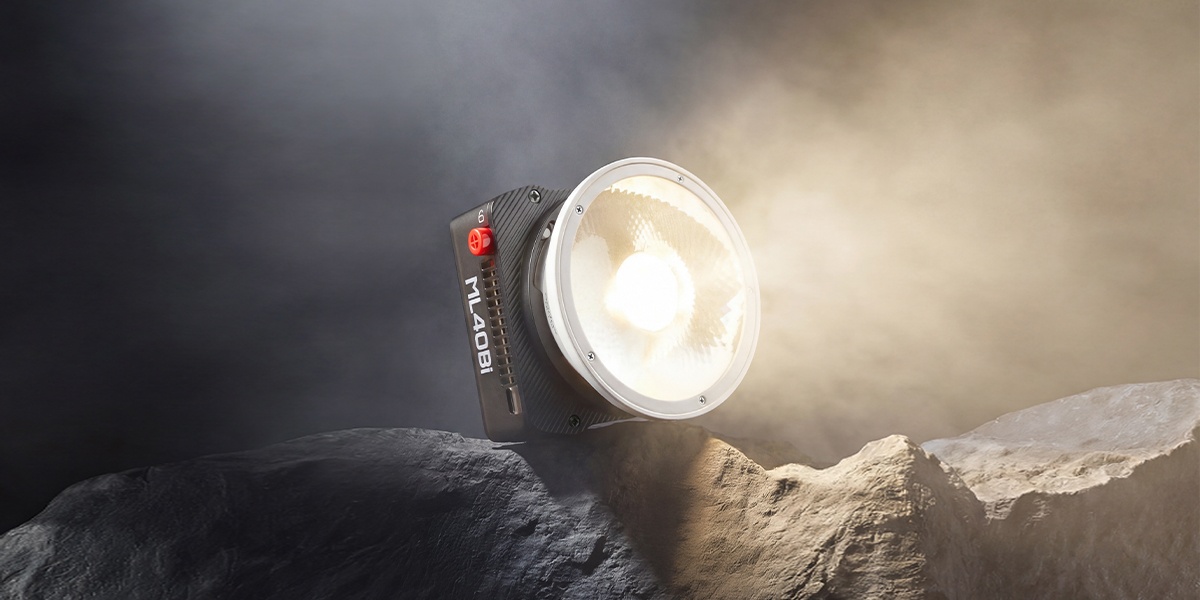 Godox ML40: Palm-Sized LED With Built-In Battery